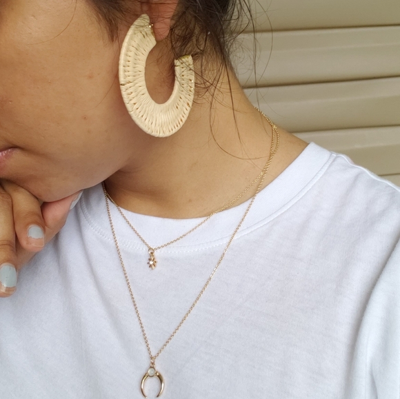 BOHEMIAN BEAUTY CREAM RAFFIA SEMI HOOP EARRINGS - Picture 2 of 6